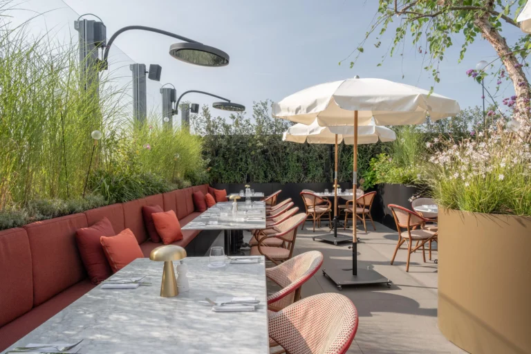 Horecatuin Terras Restaurant Link21 in Herentals